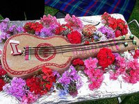 ukulele birthday cake